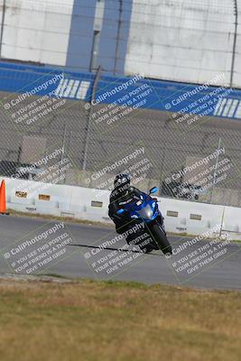 media/Nov-26-2022-Fastrack Riders (Sat) [[b001e85eef]]/Level 2/Session 3 Outside Turn 9/